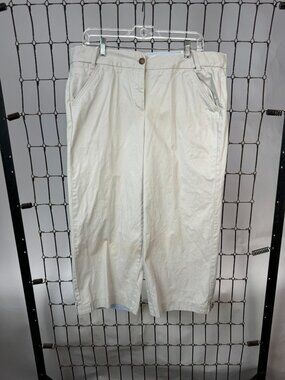 Lands End Womens Size 14 Khaki Cotton Bermuda Shorts With Button Closure & Pocke